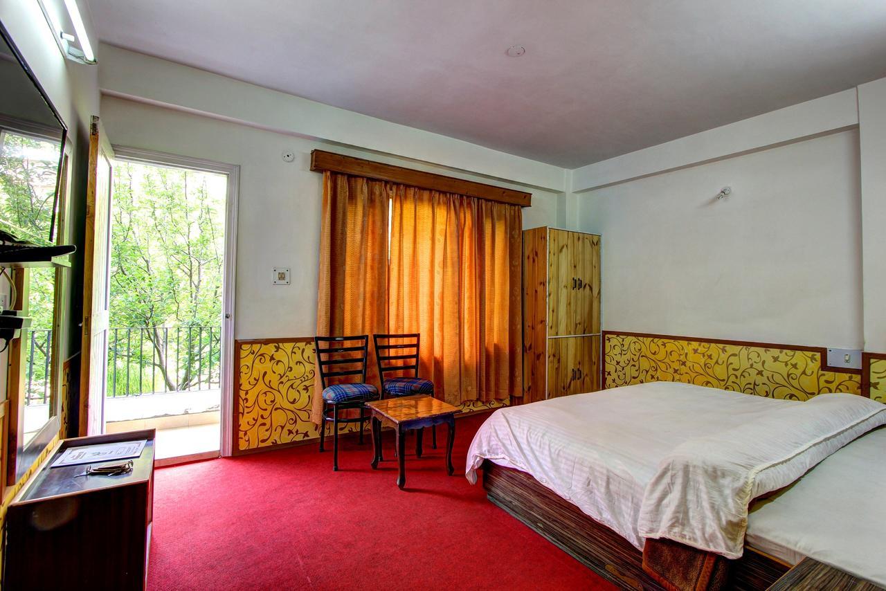 Hotel Monarch Residency Манали Экстерьер фото