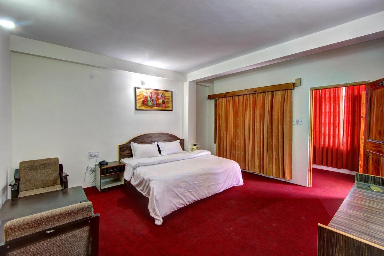 Hotel Monarch Residency Манали Экстерьер фото