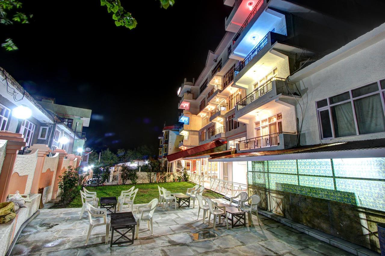 Hotel Monarch Residency Манали Экстерьер фото
