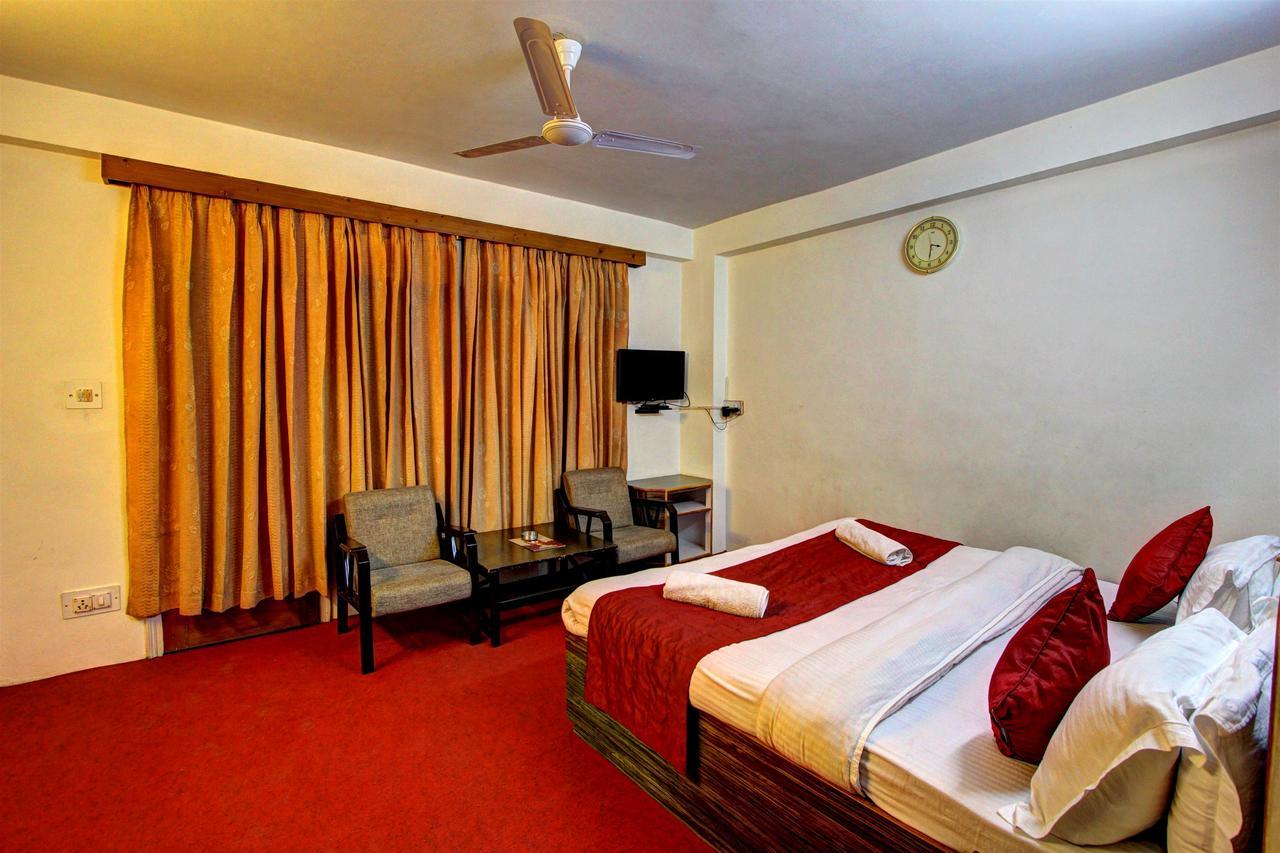 Hotel Monarch Residency Манали Экстерьер фото