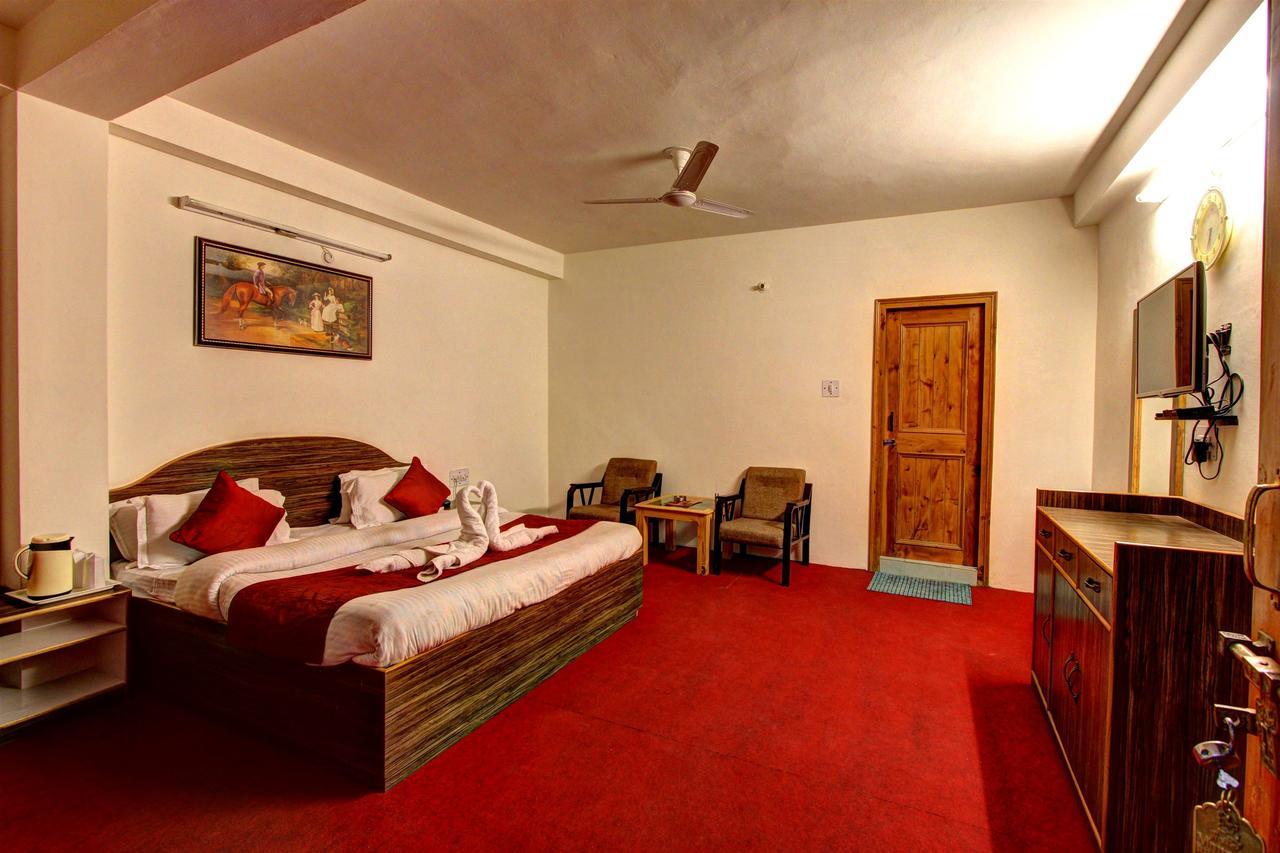 Hotel Monarch Residency Манали Экстерьер фото